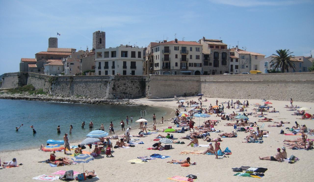 Gite Les Pins Climatise Piscine Chauffee Jardin Peymeinade Екстериор снимка