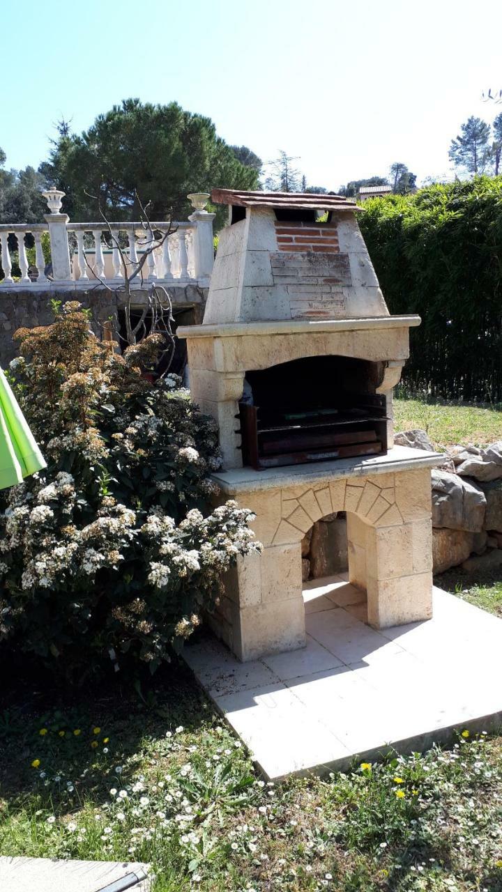 Gite Les Pins Climatise Piscine Chauffee Jardin Peymeinade Екстериор снимка